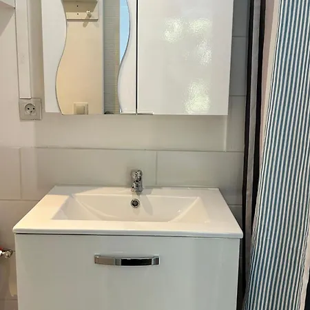 Serenity - Garden Calm & Air Conditioning Downtown Apartamento *