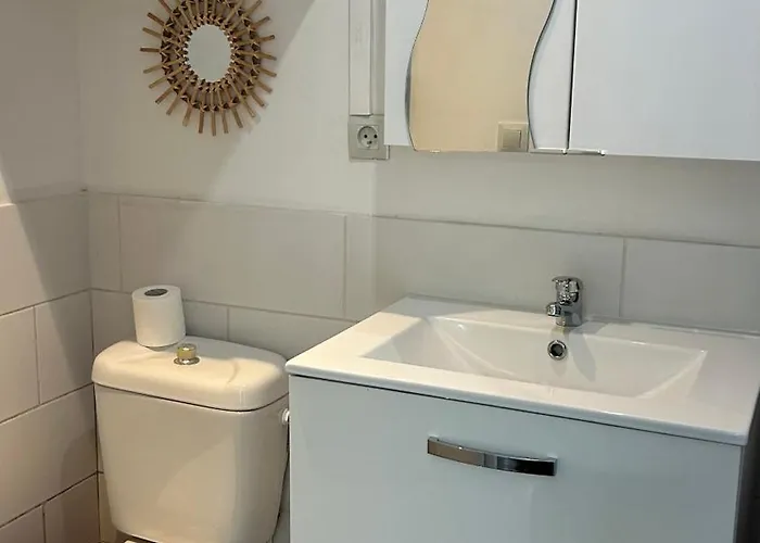 Serenity - Garden Calm & Air Conditioning Downtown Apartment Saint-Laurent-du-Var
