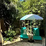 Serenity - Garden Calm & Air Conditioning Downtown *